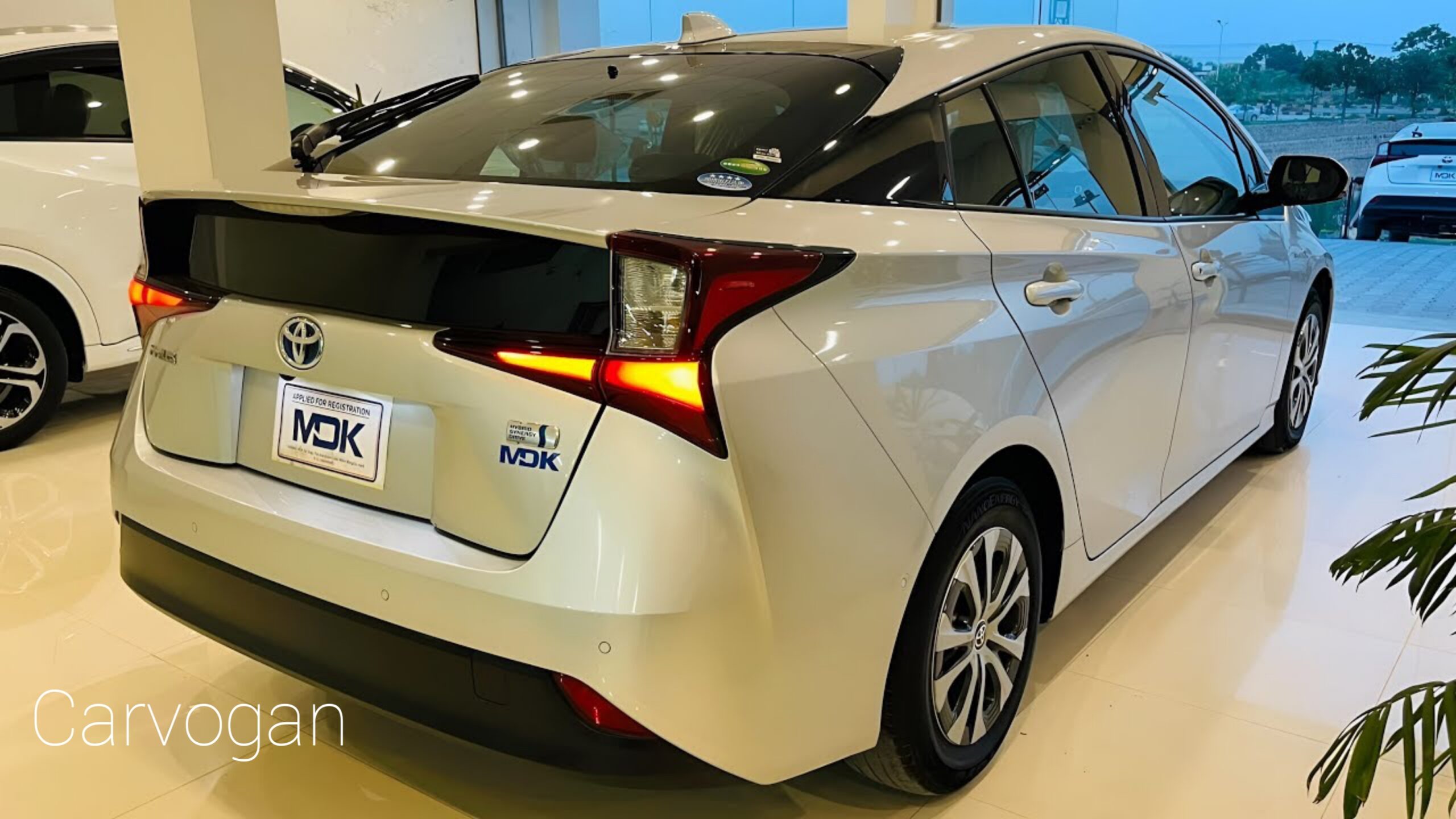 Toyota Prius PHV 2020
